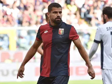 Tomás Rincón en un partido con el Genoa Tomás Rincón en un partido con el Genoa