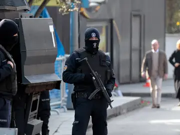 Agentes de seguridad en Estambul Agentes de seguridad en Estambul