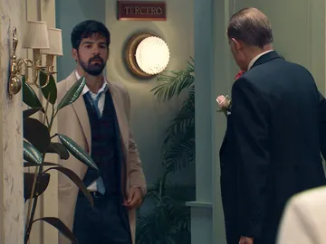 Alonso regresa borracho momento antes de su boda Alonso regresa borracho momento antes de su boda