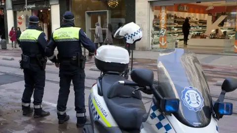 Policía local de Vitoria Policía local de Vitoria