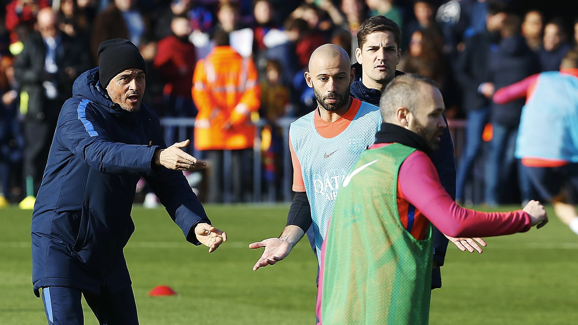 Luis Enrique, durante el entrenamiento con el Barça Luis Enrique, durante el entrenamiento con el Barça