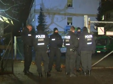Frame 3.428871 de: La Policía alemana lleva a cabo varias redadas en Berlín con relación al atentado