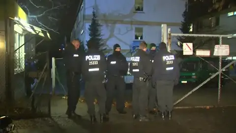Frame 3.428871 de: La Policía alemana lleva a cabo varias redadas en Berlín con relación al atentado Frame 3.428871 de: La Policía alemana lleva a cabo varias redadas en Berlín con relación al atentado