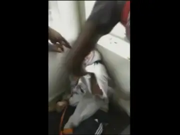 Frame 9.52 de: Detenidos cuatro jóvenes por secuestrar y maltratar a un joven con discapacidad en Chicago Frame 9.52 de: Detenidos cuatro jóvenes por secuestrar y maltratar a un joven con discapacidad en Chicago