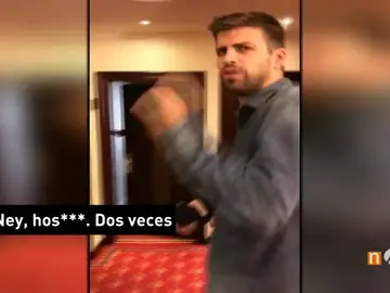 Frame 13.05409 de: La divertida broma de Neymar a Piqué Frame 13.05409 de: La divertida broma de Neymar a Piqué