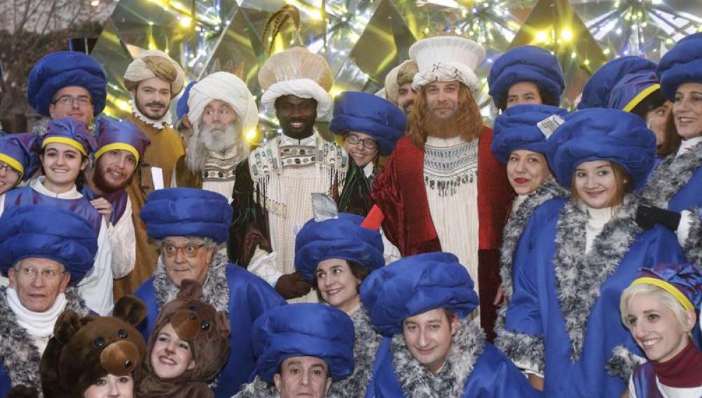 Los Reyes Magos, antes de la cabalgata de Madrid