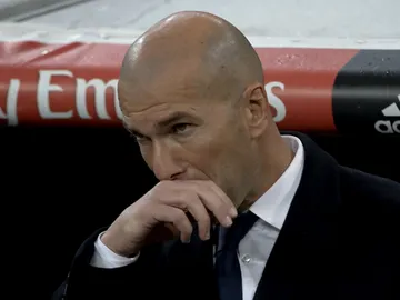 Zidane, en el banquillo del Bernabéu Zidane, en el banquillo del Bernabéu