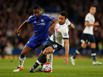 Obi Mikel en un partido con el Chelsea frente al Tottenham Obi Mikel en un partido con el Chelsea frente al Tottenham