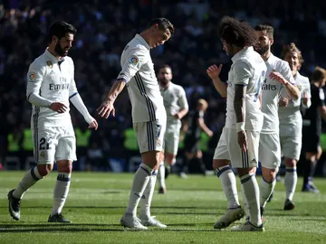 El Real Madrid celebrando uno de los goles frente al Granada El Real Madrid celebrando uno de los goles frente al Granada