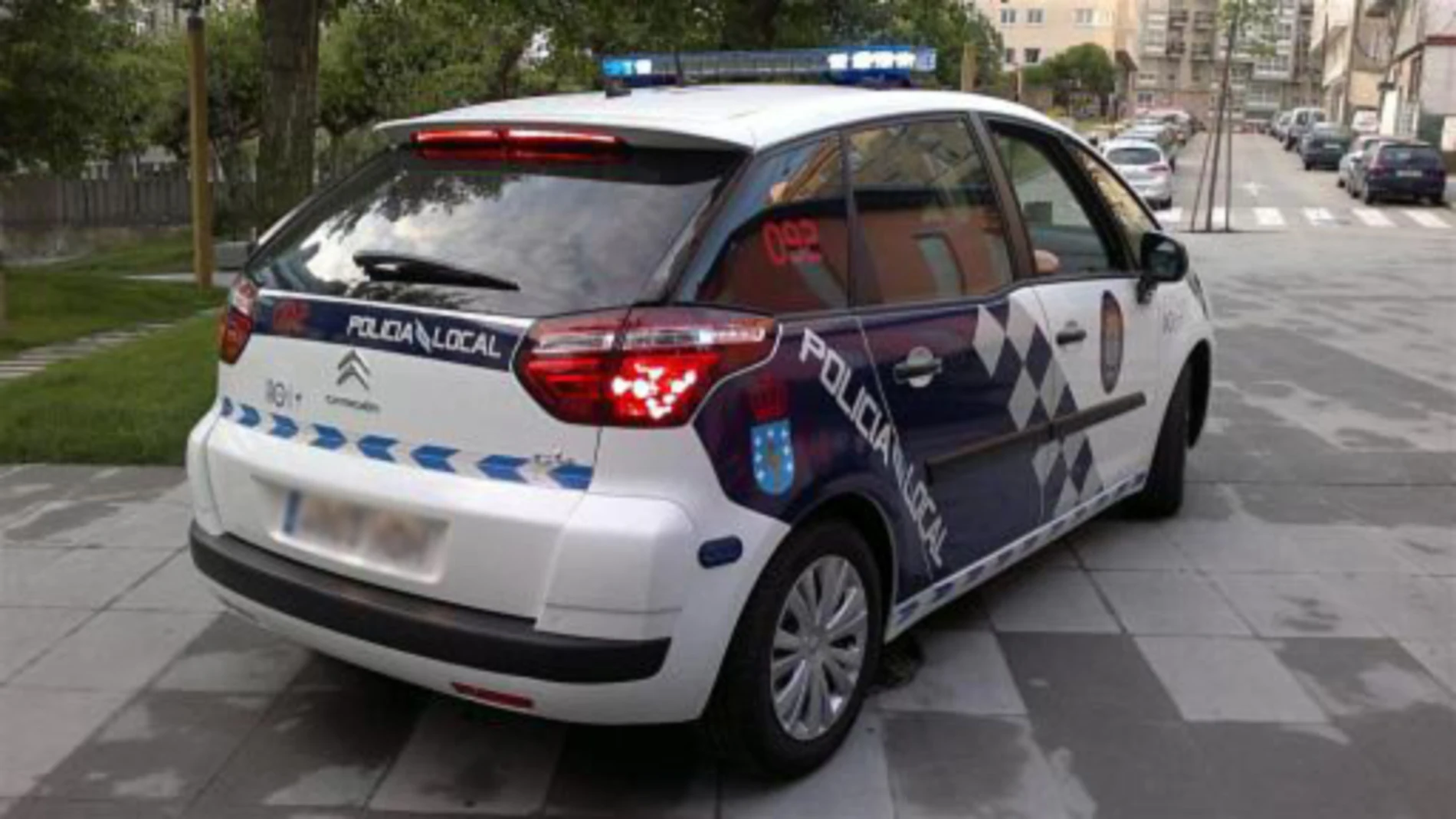 Coche de la Policía Local de A Coruña Coche de la Policía Local de A Coruña