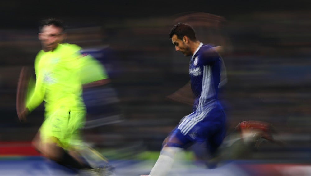 Pedro en el partido frente al Peterborough