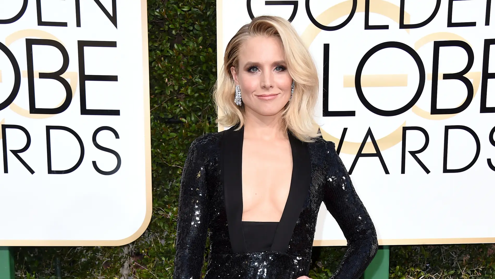 Kristen Bell, con un escotado diseño de Jenny Packham