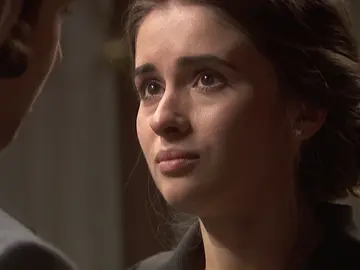 Beatriz confiesa no poder controlar sus sentimientos hacia Ismael Beatriz confiesa no poder controlar sus sentimientos hacia Ismael