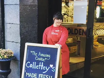Collete anuncia sus galletas Collete anuncia sus galletas