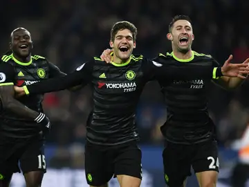 Marcos Alonso celebra un gol ante el Leicester Marcos Alonso celebra un gol ante el Leicester
