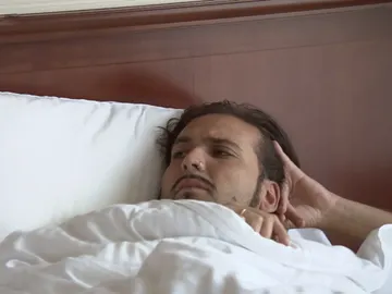 Jesús no cree ni una palabra del fluido inglés de su marido Jesús no cree ni una palabra del fluido inglés de su marido