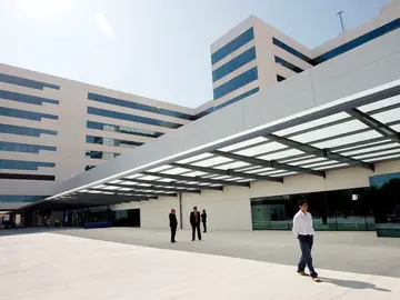 Vista general del Hospital La Fe de Valencia Vista general del Hospital La Fe de Valencia