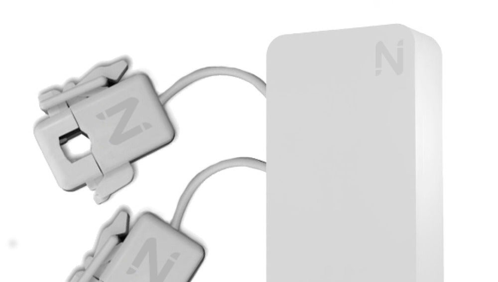 Imagen del aparato con el que el dispositivo de Nubings mide el consumo eléctrico