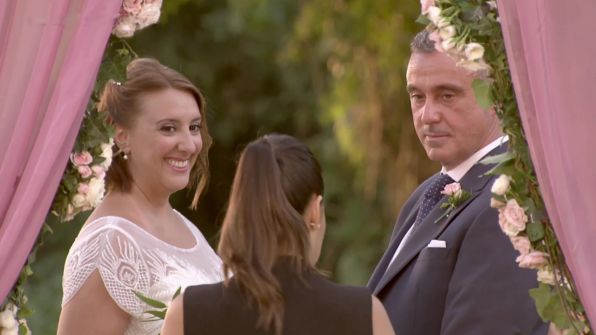 Ruth y Jaime se casan a primera vista tras sentir que hay conexión entre ambos Ruth y Jaime se casan a primera vista tras sentir que hay conexión entre ambos