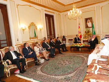 Desayuno oficial con el rey de Arabia Saudí Desayuno oficial con el rey de Arabia Saudí