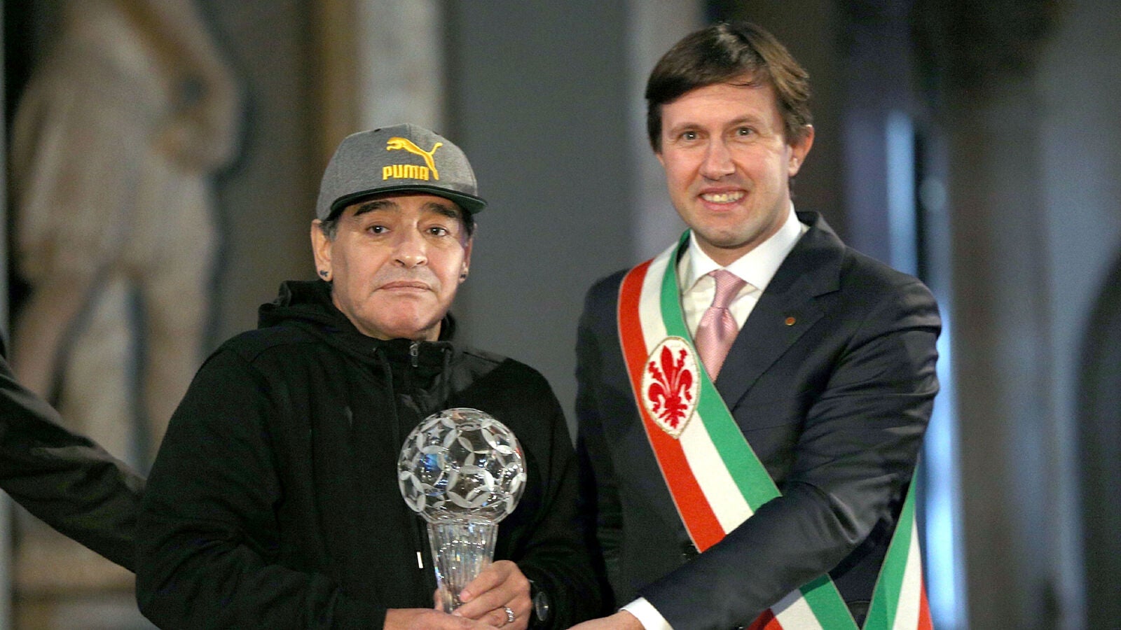 Maradona, invitado especial para el Nápoles-Real Madrid: 