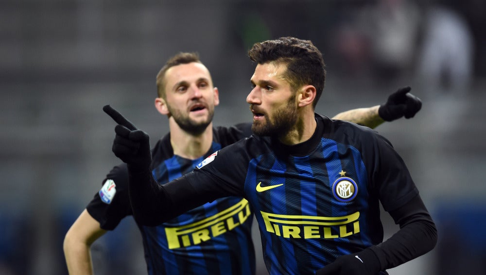 Antonio Candreva celebra un gol