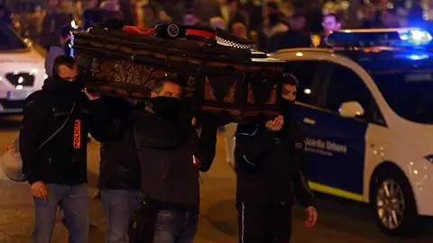 Medio millar de miembros de distintos cuerpos policiales se manifiestan en Barcelona Medio millar de miembros de distintos cuerpos policiales se manifiestan en Barcelona