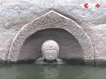 Hallan un Buda en un embalse chino Hallan un Buda en un embalse chino