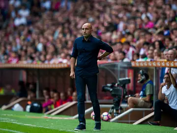 Abelardo durante un partido con el Sporting Abelardo durante un partido con el Sporting