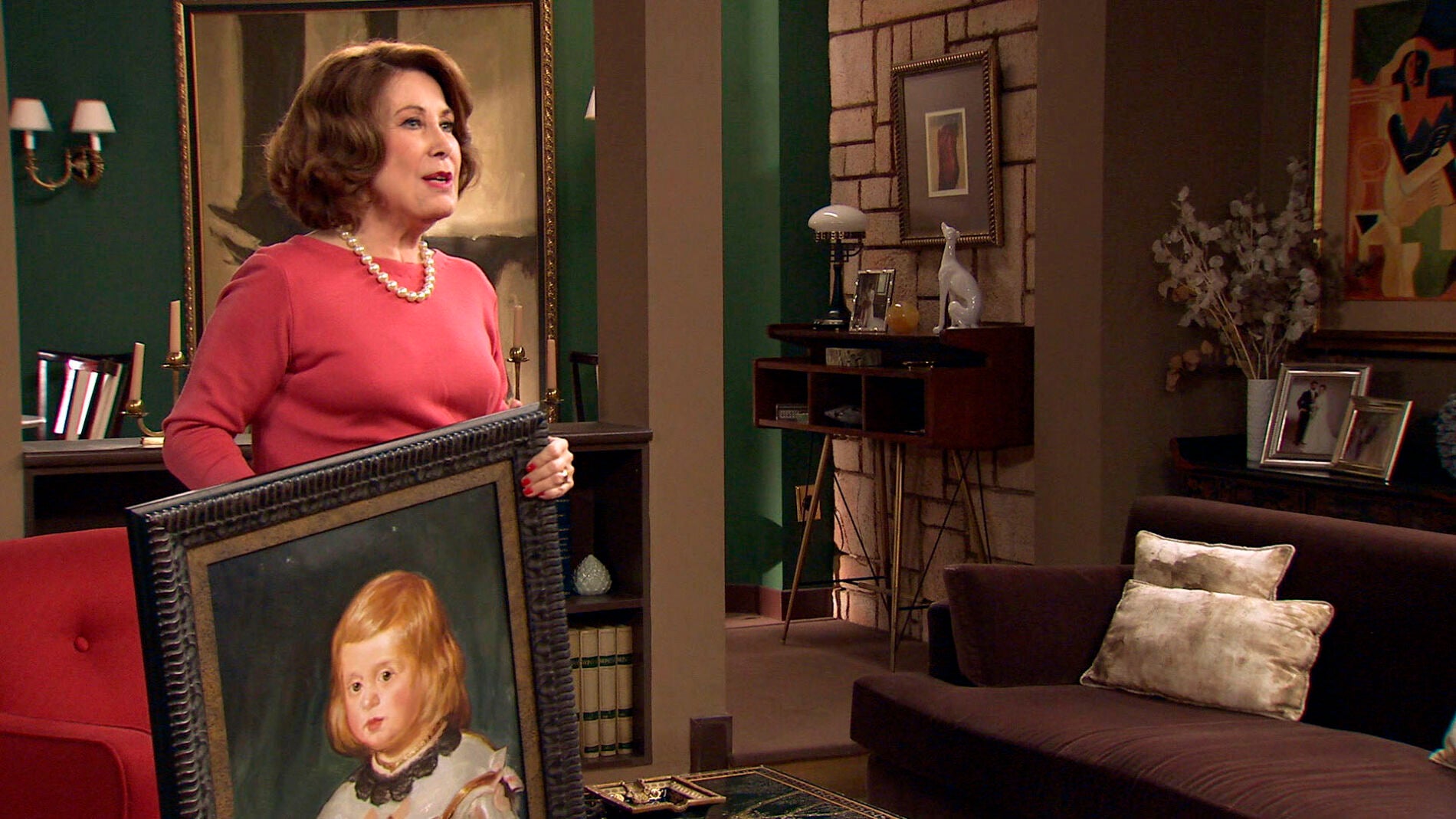 Ana Mar&iacute;a roba los cuadros de la casa de Alonso y Marta