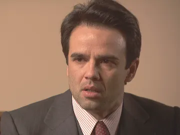 Carmelo confiesa: "Soy un asesino y el culpable de la enfermedad de Candela" Carmelo confiesa: "Soy un asesino y el culpable de la enfermedad de Candela"