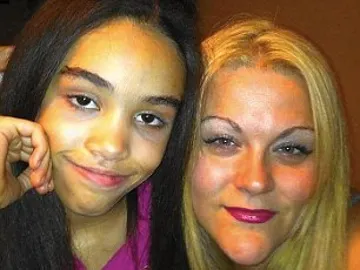 Nichollete Lawrence y su hija fallecida Nichollete Lawrence y su hija fallecida