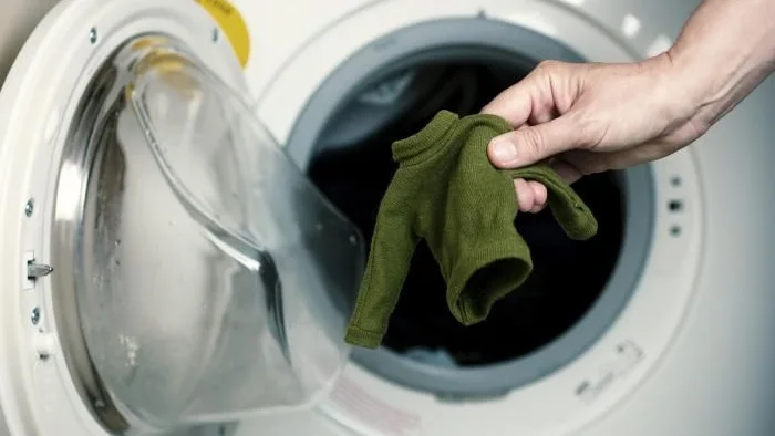 Ropa que se encoge en la lavadora