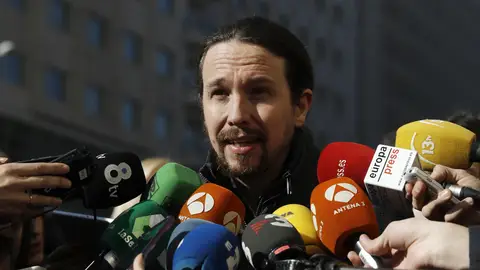 Pablo Iglesias compareciendo ante los medios de comunicación Pablo Iglesias compareciendo ante los medios de comunicación