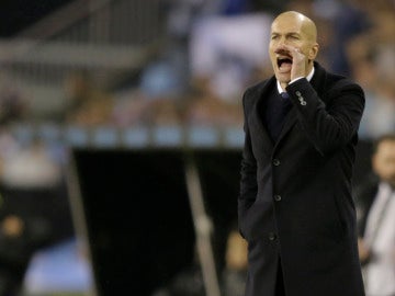 Zidane, en la banda de Balaídos