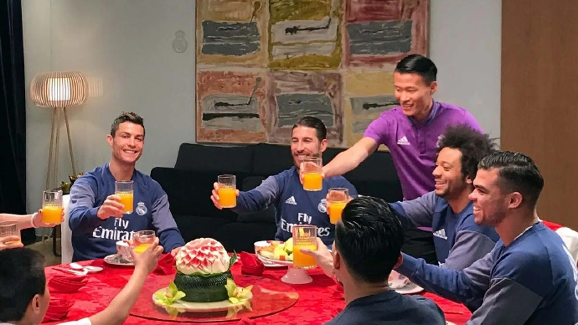 El Real Madrid celebra la entrada del Año Nuevo chino El Real Madrid celebra la entrada del Año Nuevo chino