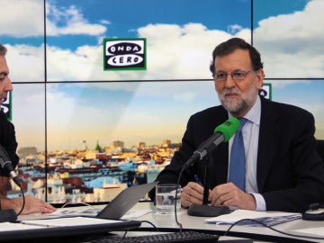 Carlos Alsina y Mariano Rajoy
