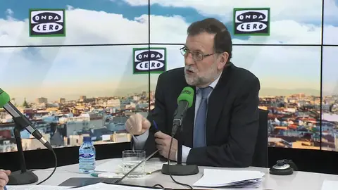 Frame 1.985775 de: Rajoy, sobre las pensiones Frame 1.985775 de: Rajoy, sobre las pensiones