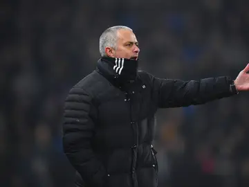 Mourinho durante el partido contra el Hull City Mourinho durante el partido contra el Hull City