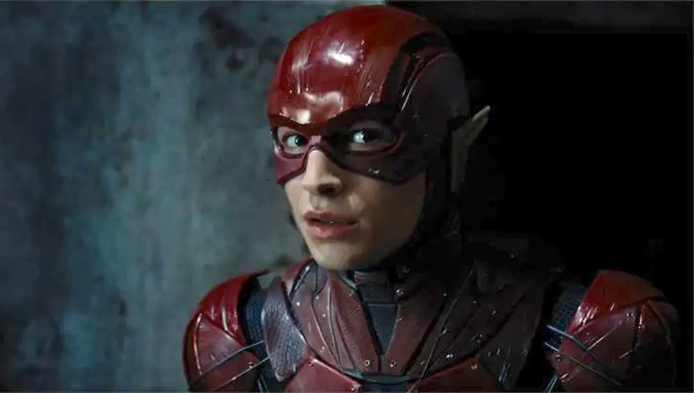Ezra Miller interpretando a Flash en 'La Liga de la Justicia'