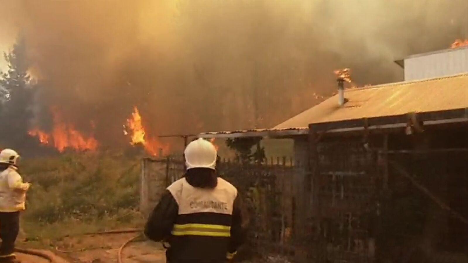 La UE envía ayuda a Chile para combatir los incendios forestales que han dejado 10 muertos