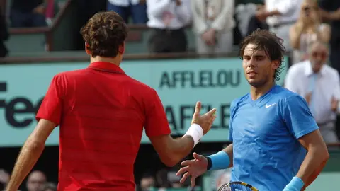 Roger Federer y Rafa Nadal, en la final de 2011 en Roland Garros Roger Federer y Rafa Nadal, en la final de 2011 en Roland Garros