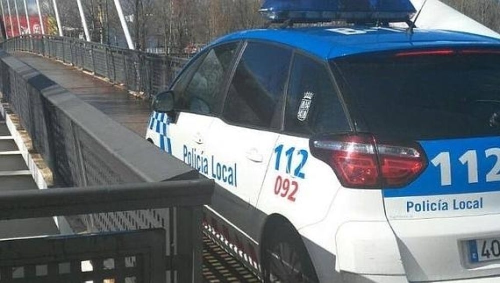 Coche de la policía local de León