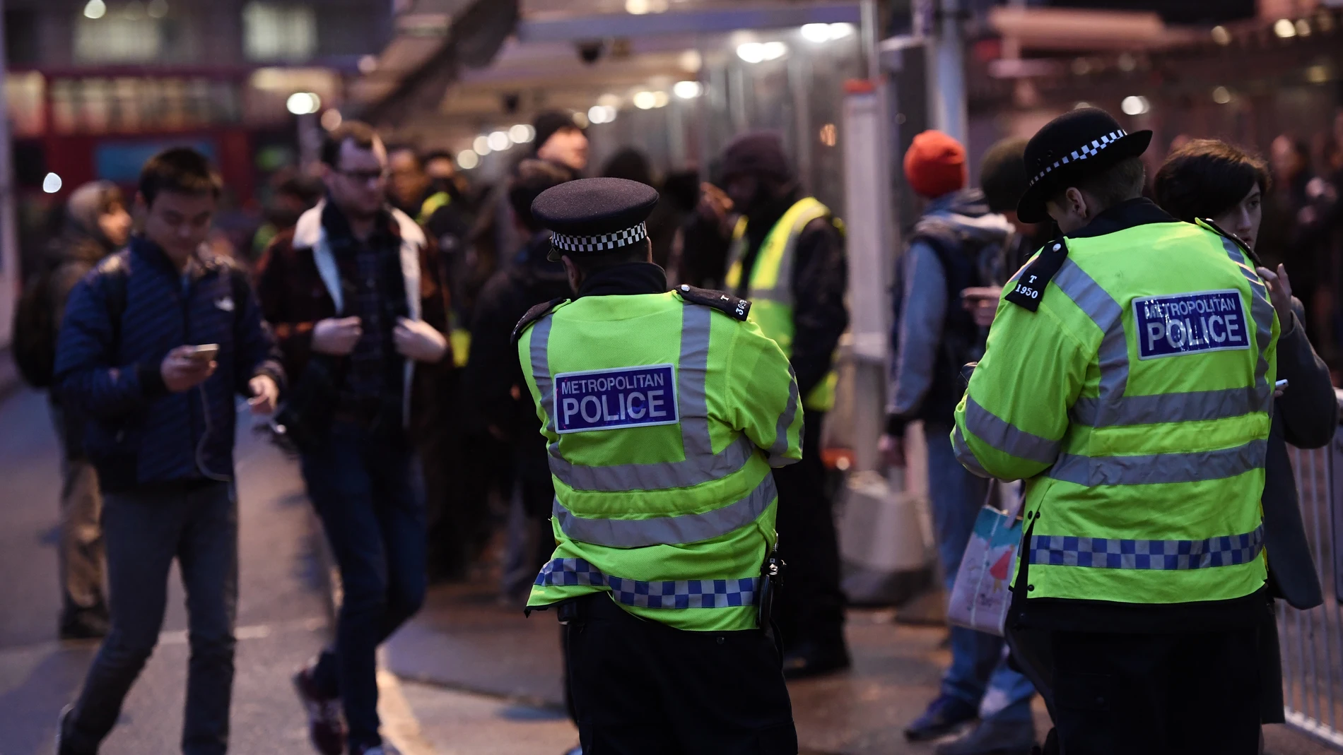 Agentes de la Policía británica Agentes de la Policía británica