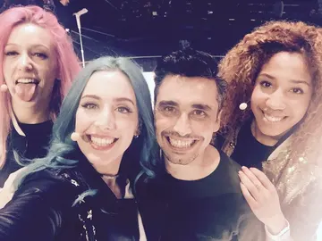 Canco Rodríguez junto a Sweet California Canco Rodríguez junto a Sweet California