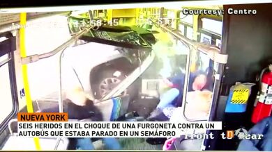Impresionante impacto de una camioneta contra un autobús en Nueva York