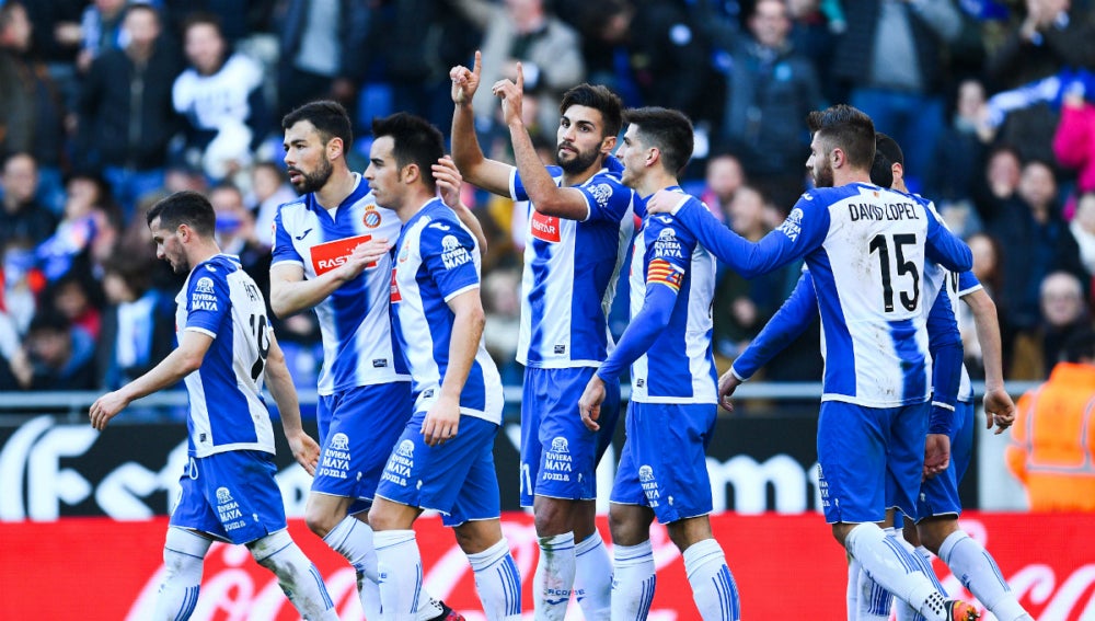 El Espanyol celebra un gol