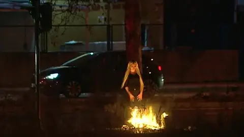 Fogatas en la colonia Marconi Fogatas en la colonia Marconi