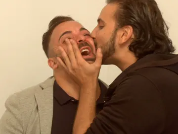 Jesús llega a su nueva vida de casado como un miura Jesús llega a su nueva vida de casado como un miura