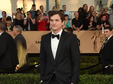 Ashton Kutcher Ashton Kutcher